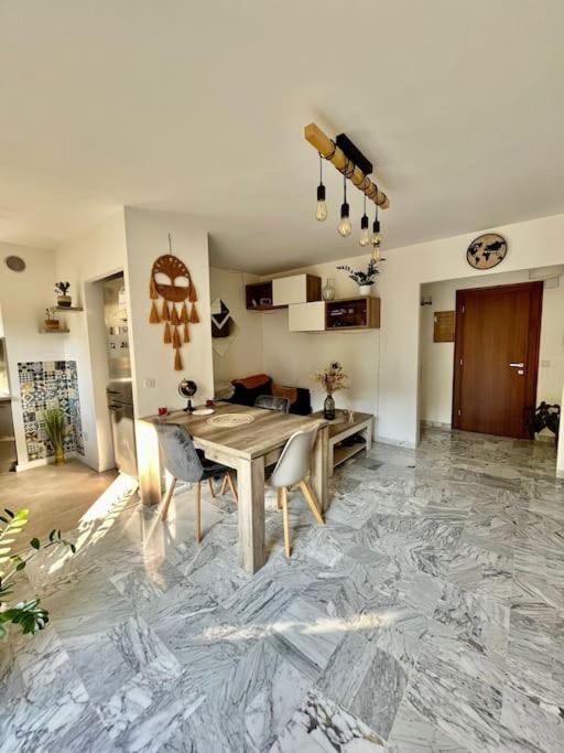 Beau 2 Pieces,Terrasse, Parking Menton Centre 아파트 외부 사진